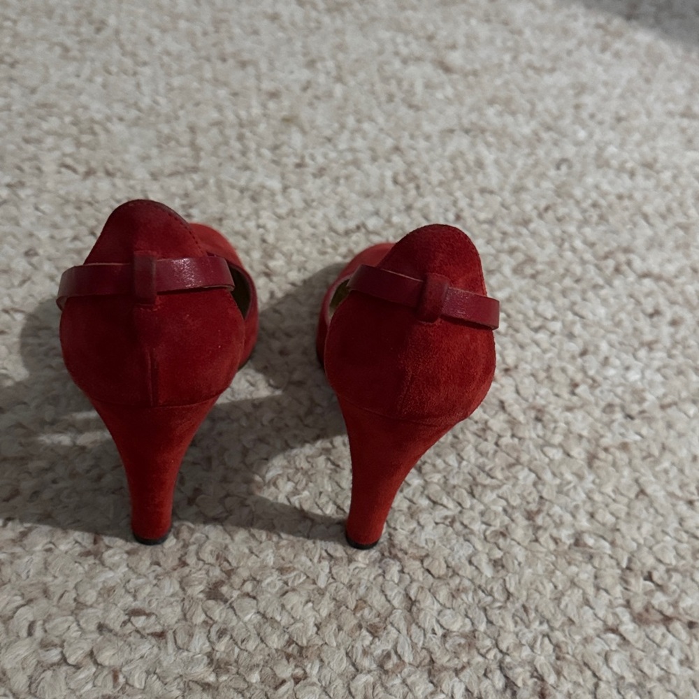 Chic Red Heels by - Picture 3 of 3